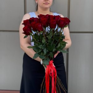 25 роз 80см сорта Эксплорер